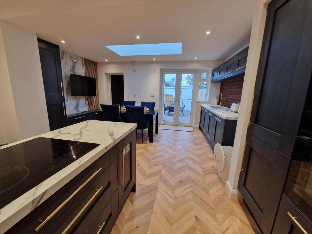 3 Bedroom Stylish Home Merthyr Merthyr Tydfil Exteriér fotografie